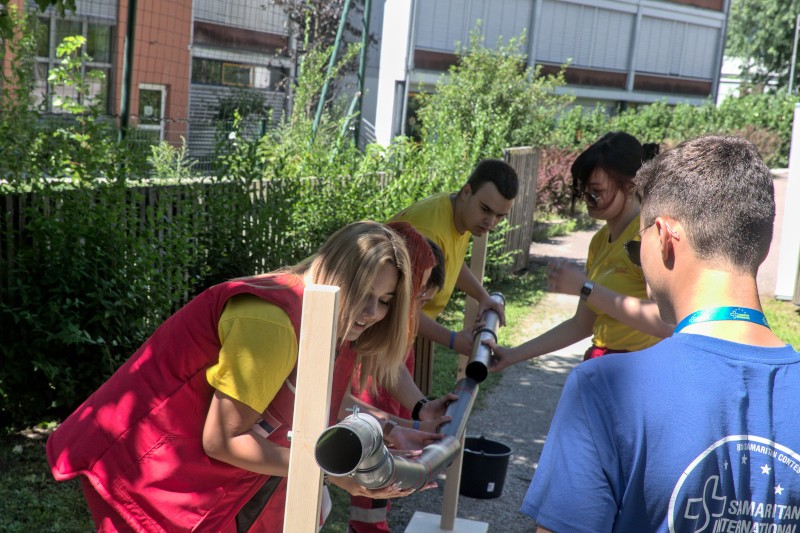 The team from IDC working on one of the dexterity tasks at the Contest 2022.