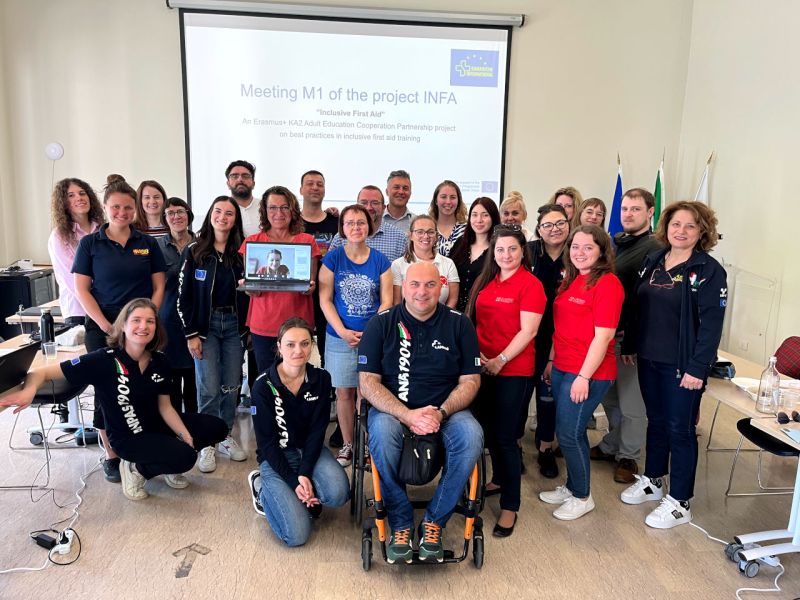 Gruppenbild beim ersten Arbeitstreffen des INFA-Projektes - Florenz, 5.-7. Mai 2023