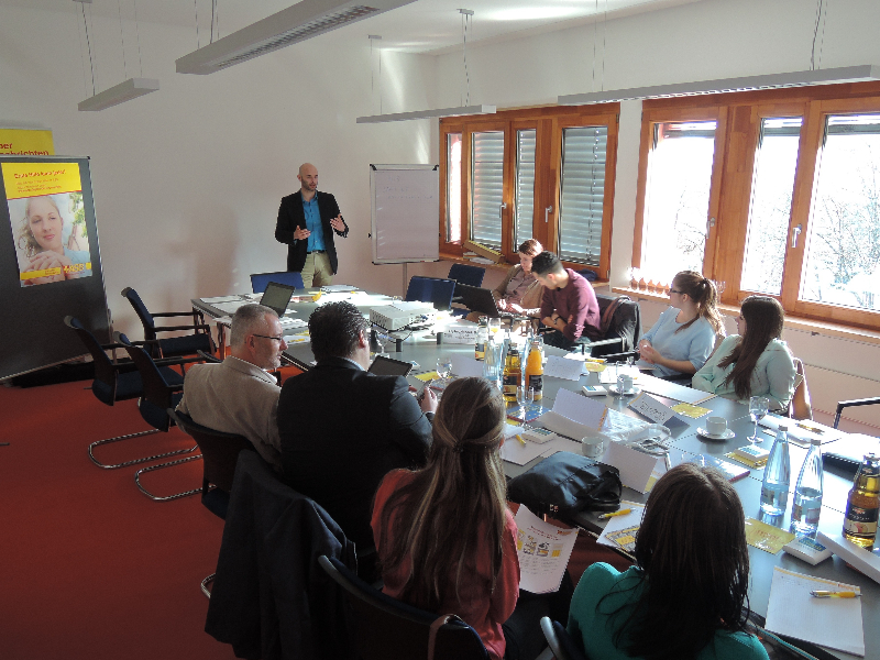 ec_first_aid_berlin_20150301_bild01_plenum