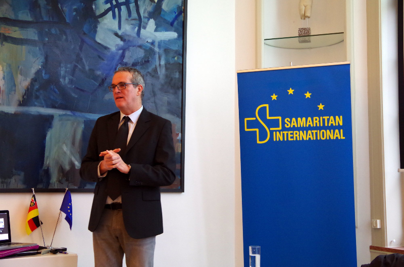 Project coordinator Aurelio Dugoni (ANPAS) at the conference.