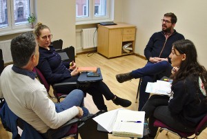 FACET first aid project discusses best practices & international training in Riga